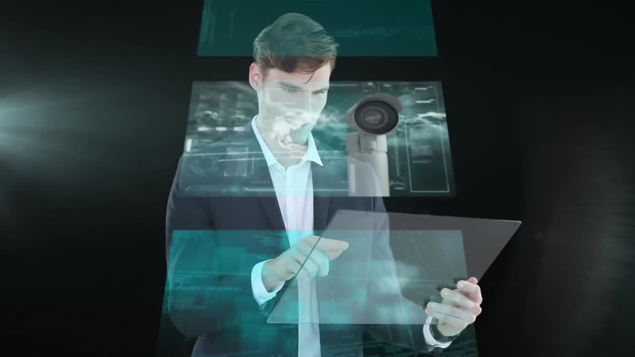 디지털 인터페이스를 사용하여 미소 짓는 백인 사업가에 대한 데이터 처리 애니메이션