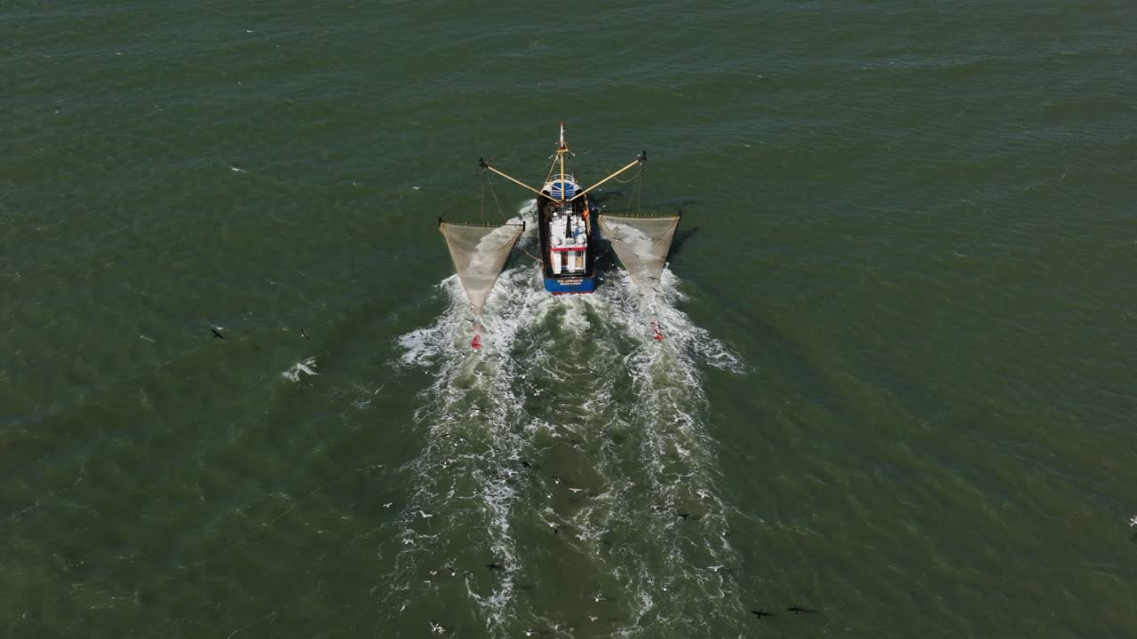 바다에서 시 보트