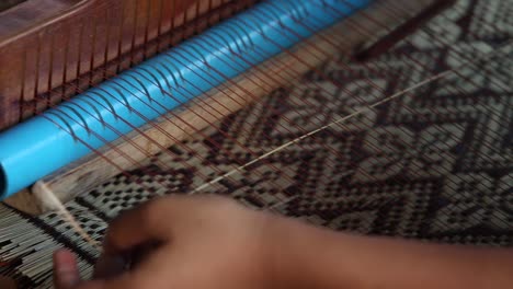 Making-Papyrus-Mats
in-Udonthani-Province,-Thailand