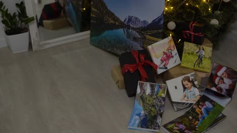vacaciones de navidad con lienzo como regalo