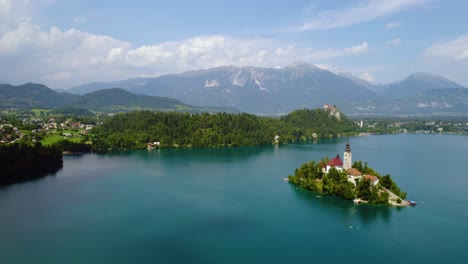 eslovenia hermosa naturaleza - lago bled.