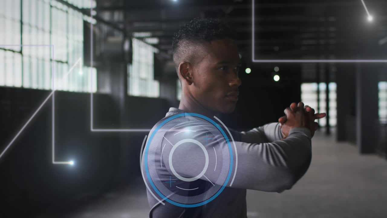 animación del procesamiento de datos sobre el estiramiento del hombre, ejercicio en el gimnasio