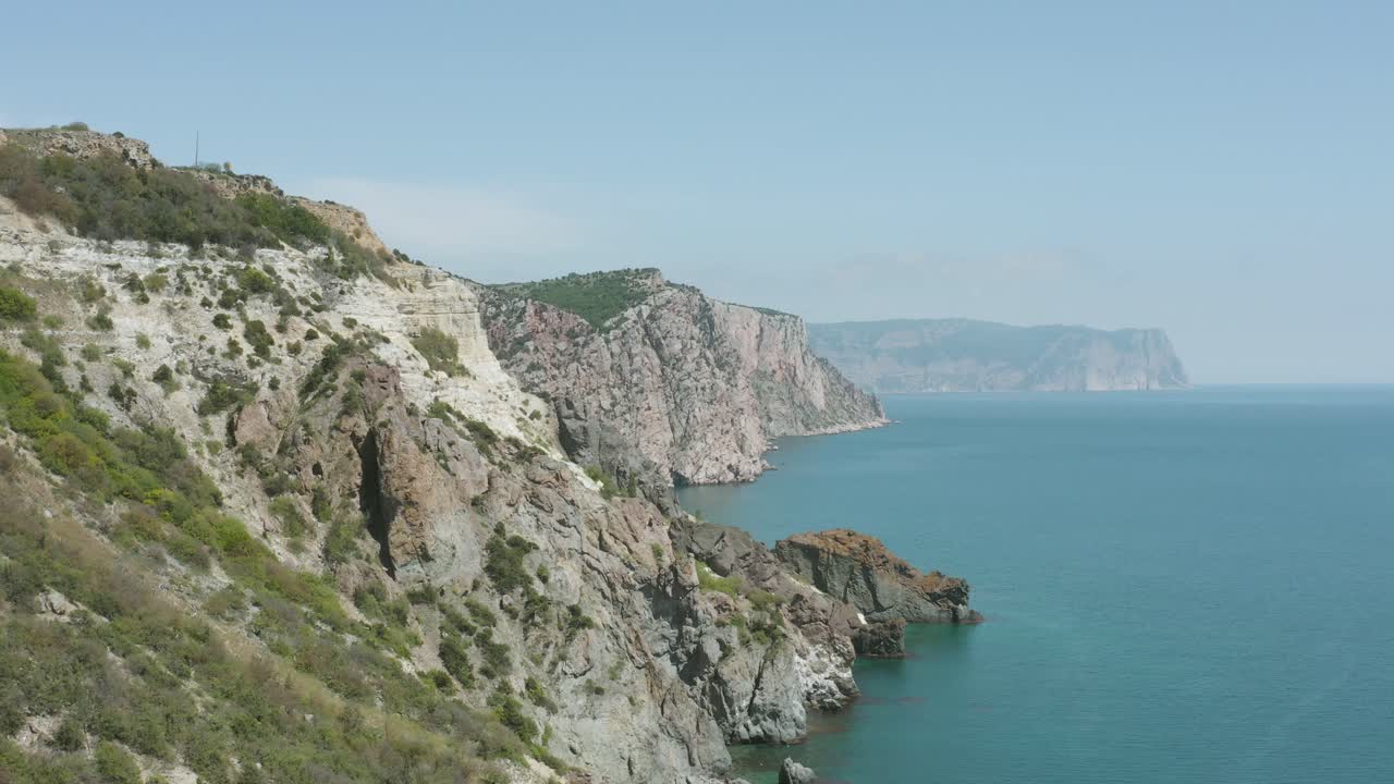 해안 절벽 과 바다 풍경