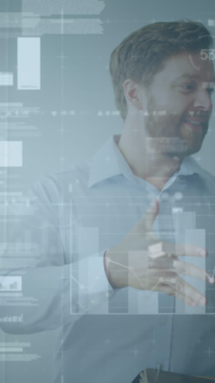 animación de datos financieros sobre diversos empresarios que se dan la mano