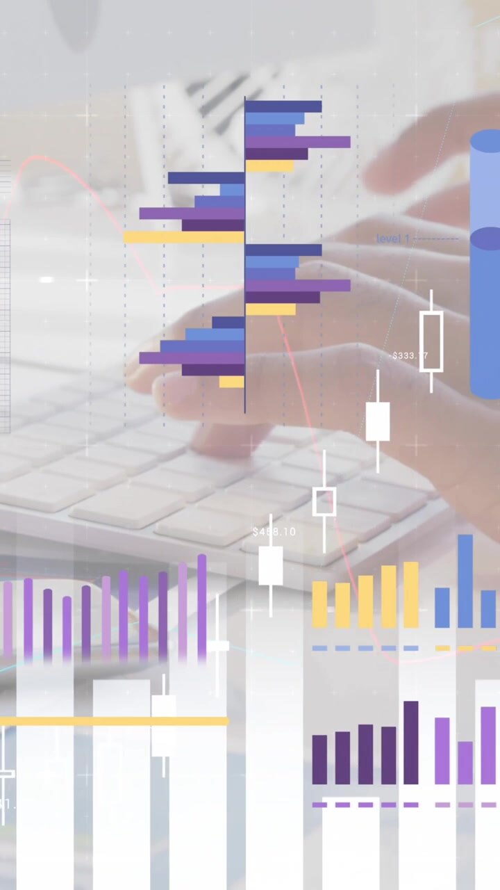 Animation af finansiel databehandling over en forretningsmand, der bruger en computer.