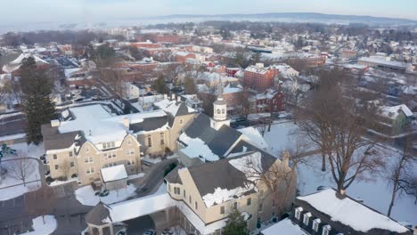 Mährische-Kirche-Und-Kirchturm-In-Lititz,-Pennsylvania,-USA