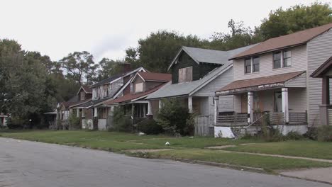 rotten houses in detroit, michigan, usa