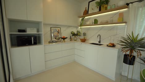 Clean and Stylish White Marble Tiles Pantry Interior Design
