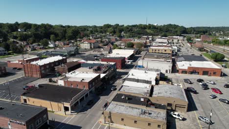 corbin-kentucky-aerial-push-into-town,-small-town-america,-small-town-usa,-middle-america,-america,-usa,-made-in-the-usa