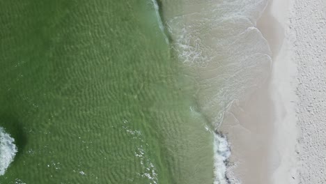 Fluchtkonzept---Tropischer-Strand-An-Einem-Beliebten-Touristenurlaubsort-In-Florida