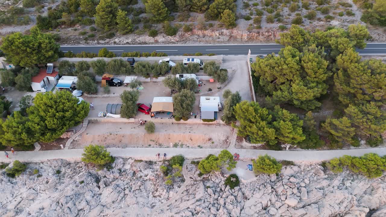 el campamento de la puesta de sol primosten, croacia