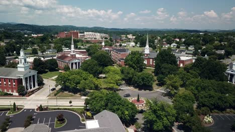 vuelo aéreo hacia el círculo de la iglesia en kingsport tennessee