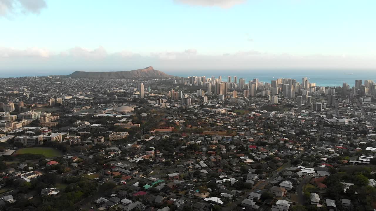 Version Three. Timelapse Aerial over Resedential Area in Honolulu. Waikiki Beach and Diamond Head in the background.