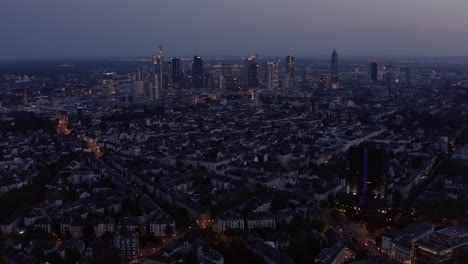 Frankfurt-Por-La-Noche-2019-Desde-Una-Vista-Aérea-De-Drones