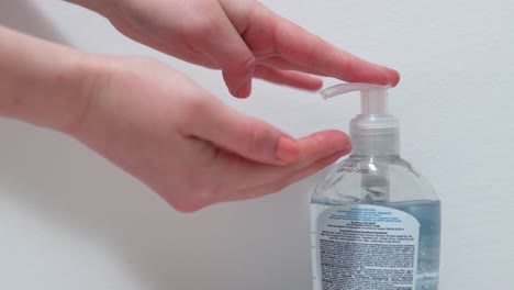 hand sanitizer gel pump protect against coronavirus covid