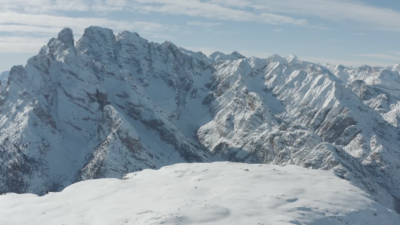 invierno en el monte piana en los sesenta dolomitas, italia