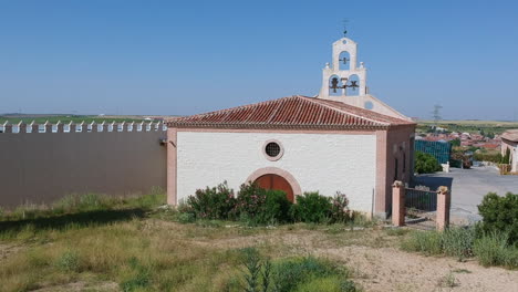 Bodega-Gotica-Es-Una-Empresa-Familiar-Que-Lleva-Varias-Generaciones-Produciendo-Uva-En-El-Municipio-De-Rueda