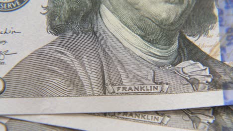 billetes de cien dólares