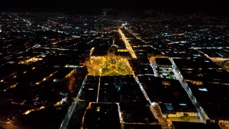 cusco, perú en la noche