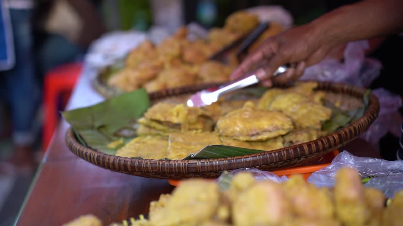 heaps of delicious tofu fritters offered at street food
