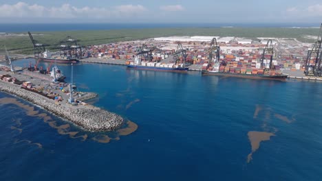 Dp-World-En-Puerto-Multimodal-De-Caucedo,-Boca-Chica,-Provincia-De-Santo-Domingo-En-Republica-Dominicana