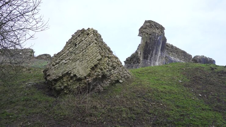 CORFECASTLE, DORSET, INGHILTERRA, 27 dicembre 2019: Corfe è il sito di un castello in rovina con lo stesso nome