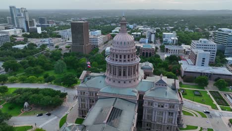 Aerial-orbit-of-Texas-State-Capitol-building-and-dome-in-Austin-Texas