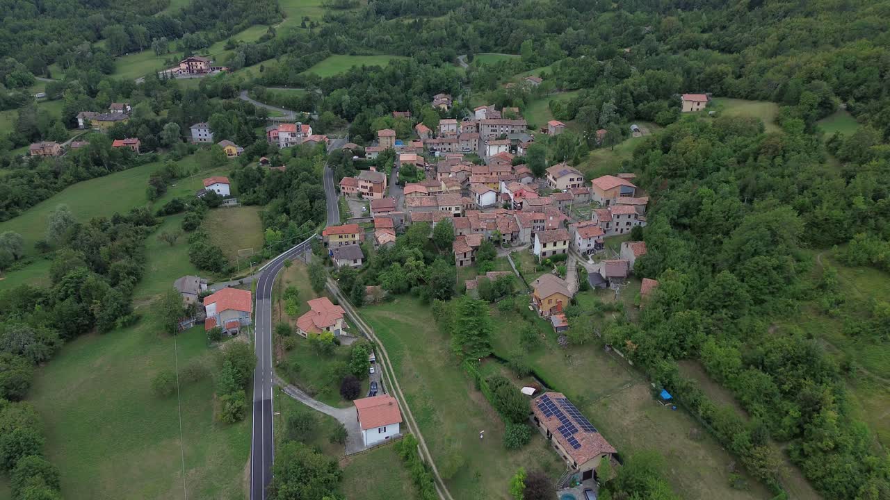 In this place i don't know if i will find myself or just enjoy green life