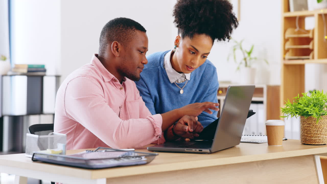 Tablet, advice or people in office planning