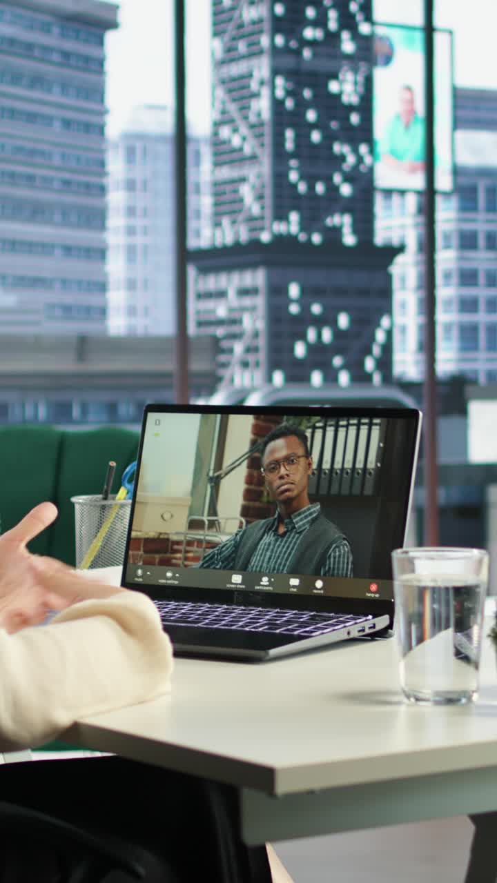 Vertical Video Successful female entrepreneur collaborates with her experts team