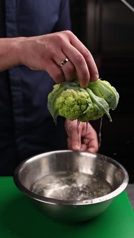 washing fresh broccoli