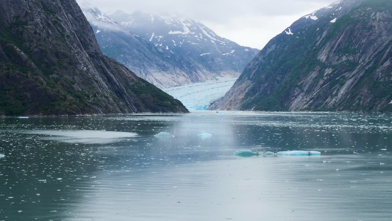 Endicott Arm narrow fjord located southeast of Juneau and is part of the Tracy Arm-Fords Terror Wilderness area. At the head of the fjord, is tidewater glacier Dawes Glacier, Alaska.