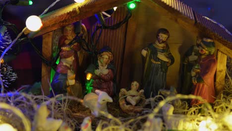 figures of the birth of jesus in a mexican home