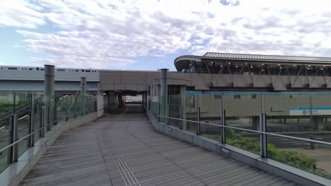 tokyo toyosu pedestrian deck 2022