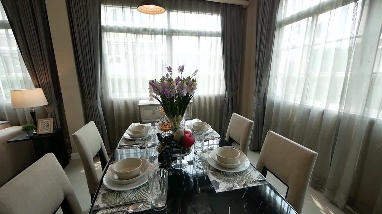 아름답고 우아한 오픈 플랜 가정 장식