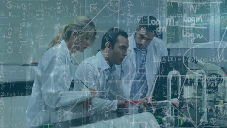 animación de ecuaciones matemáticas sobre diversos científicos que trabajan en el laboratorio