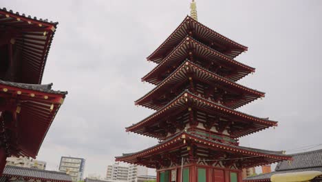 pagoda świątyni shitennoji w osace w japonii