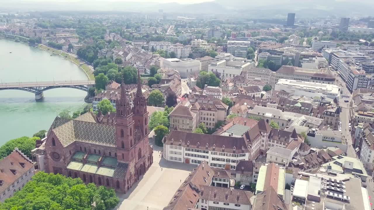 위에서 바젤의 도시