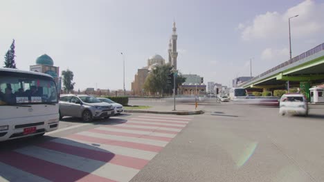 el lapso de tiempo de la hermosa mezquita jalil khayat en erbil, irak
