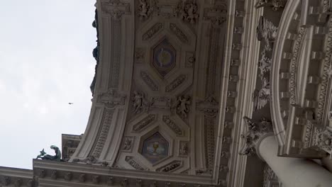 beautiful architecture detailed design of the reichstag building entryway, berlin