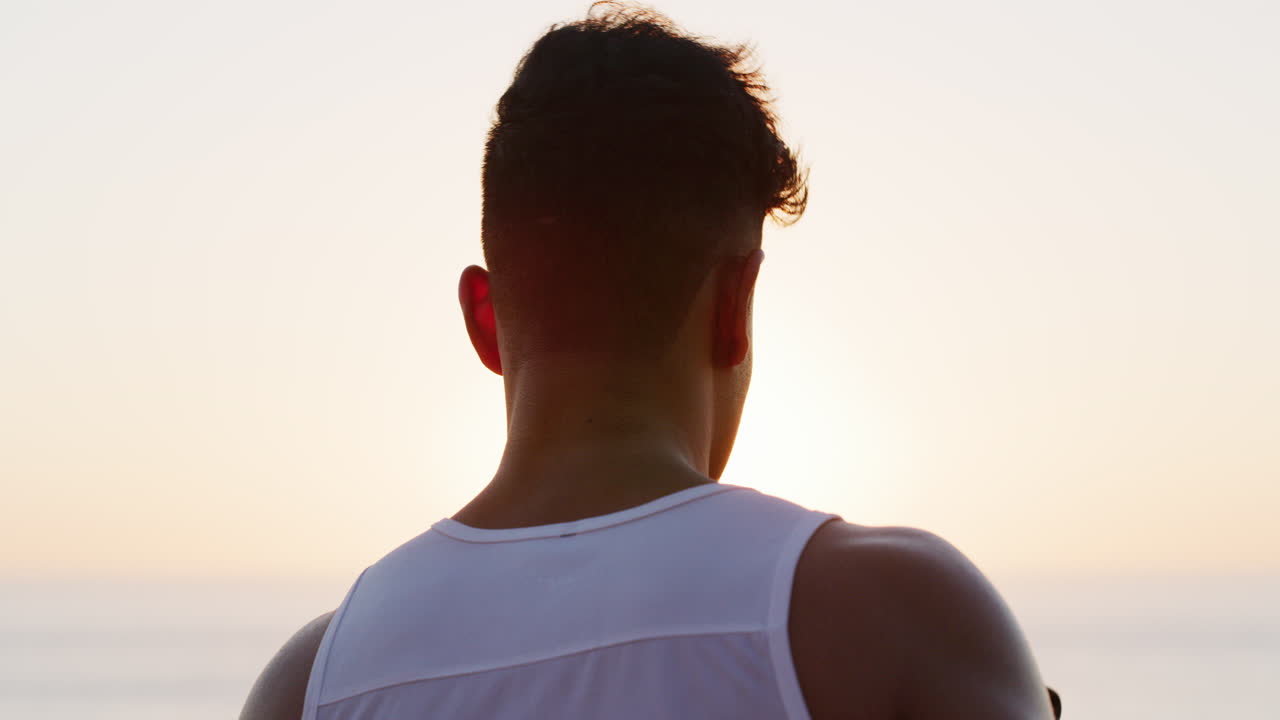 운동 할 때 수분 을 충분히 섭취 해야 합니다.