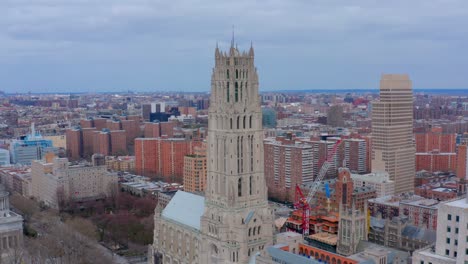 Riverside-Church-Und-Grant-Tomb-In-Morningside-Heights,-Manhattan