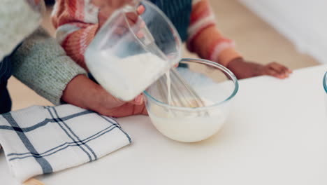 Cooking,-food-and-hands-of-mother