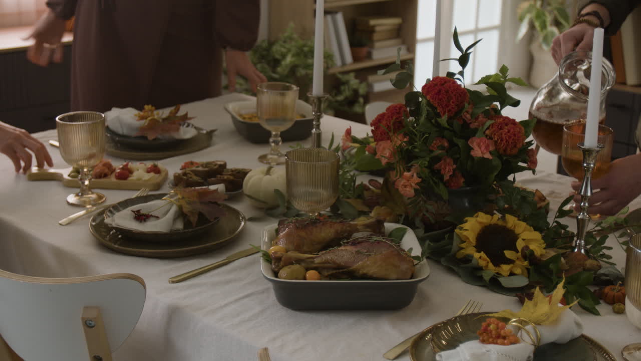 El arreglo de la mesa de Acción de Gracias