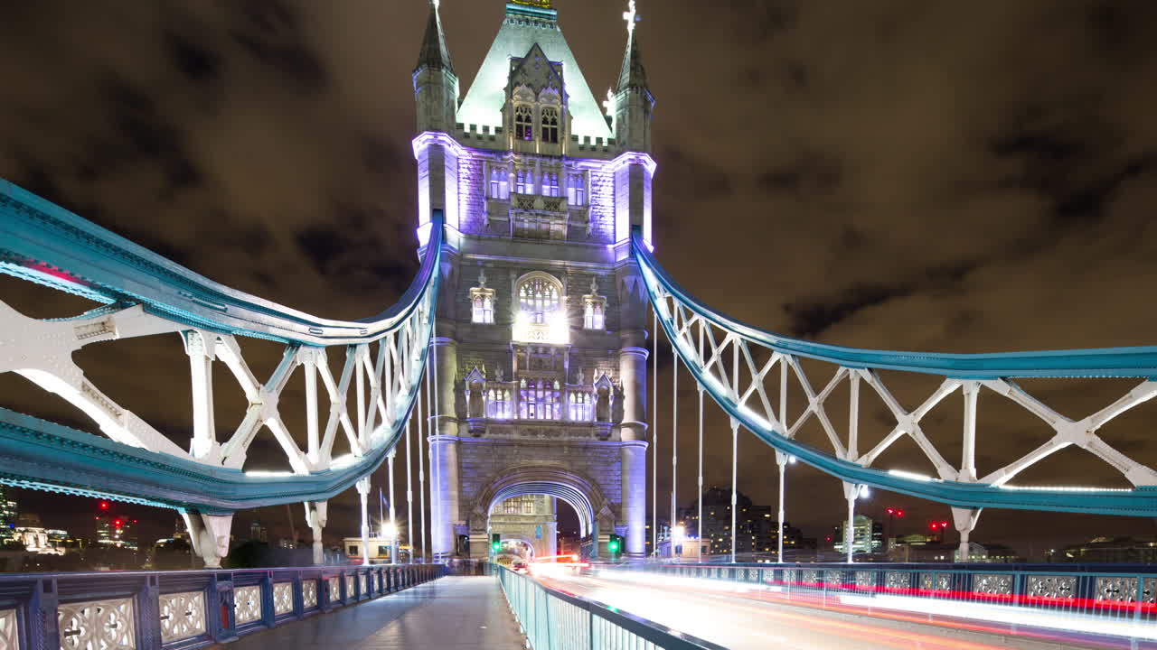 타워 브리지 블루 000