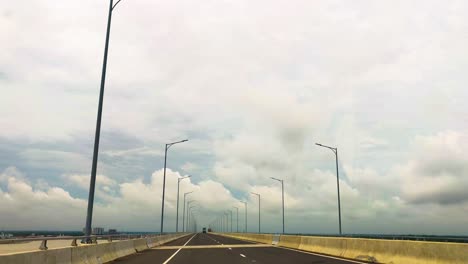 Fahrt-über-Die-Große-Padma-Mehrzweckbrücke-über-Den-Padma-Fluss-In-Bangladesch