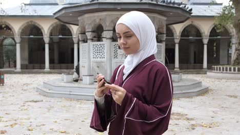 Woman-Islamic-Application
