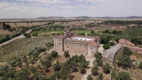 Aerial:-Arguijuela-De-Arriba-Castle,-Fortified-Rural-Retreat,-Valdesalor,-Cáceres,-Spain