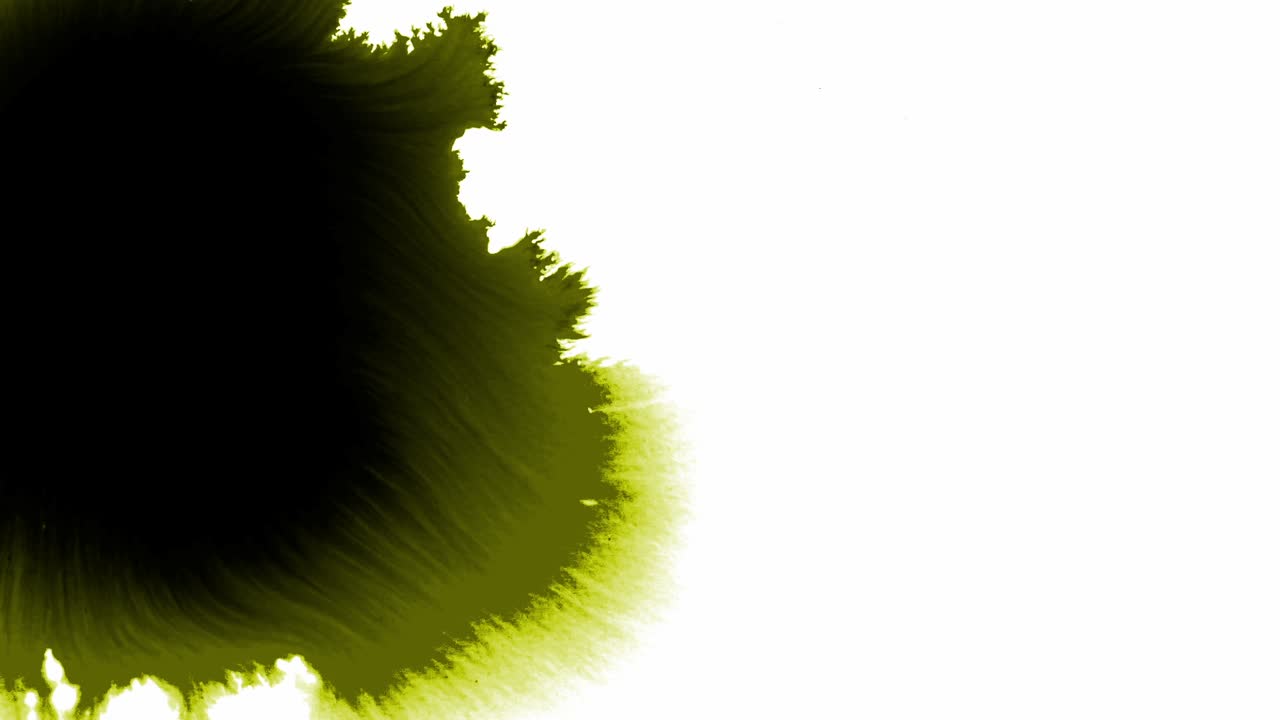 salpicaduras y manchas de tinta amarilla que se extienden sobre un fondo blanco