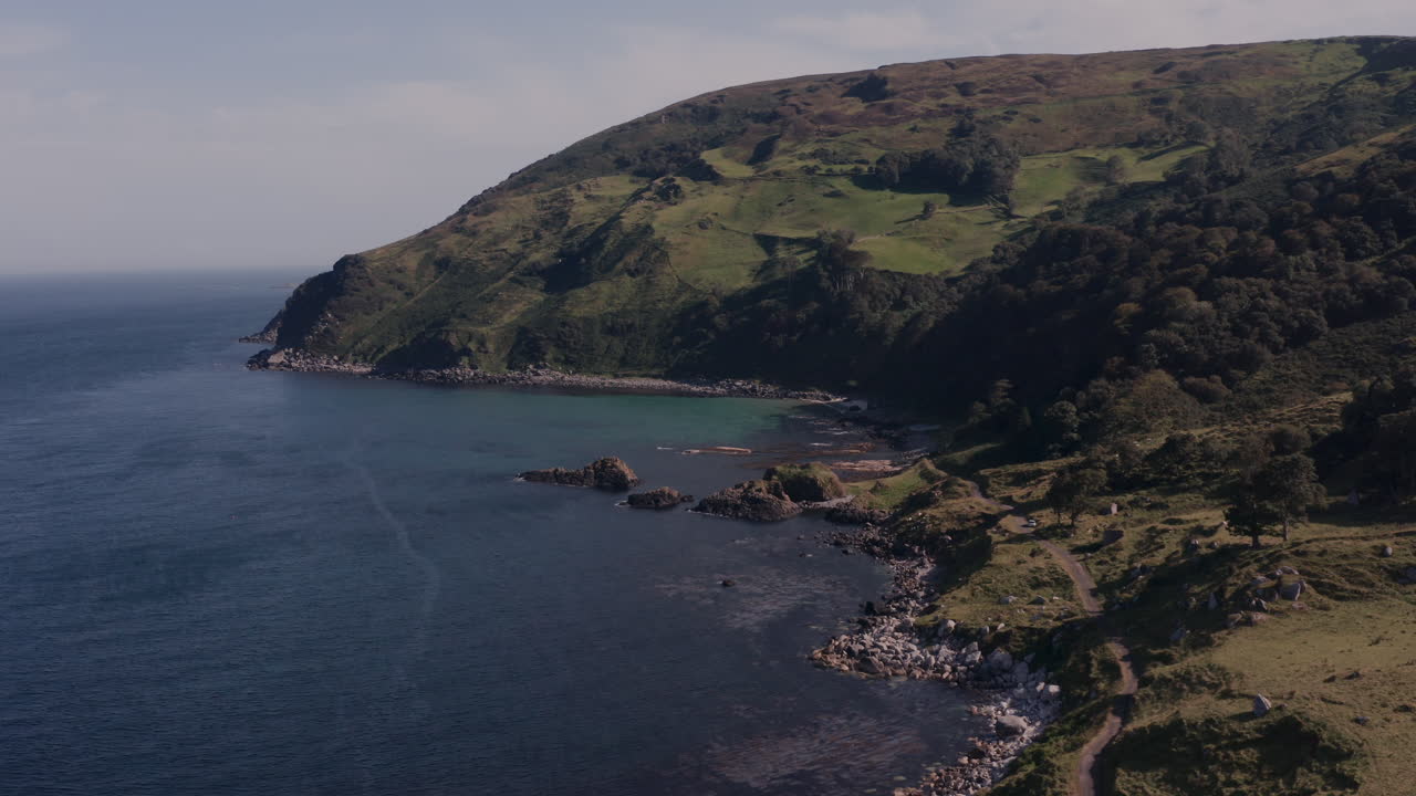 Paisaje costero escocés